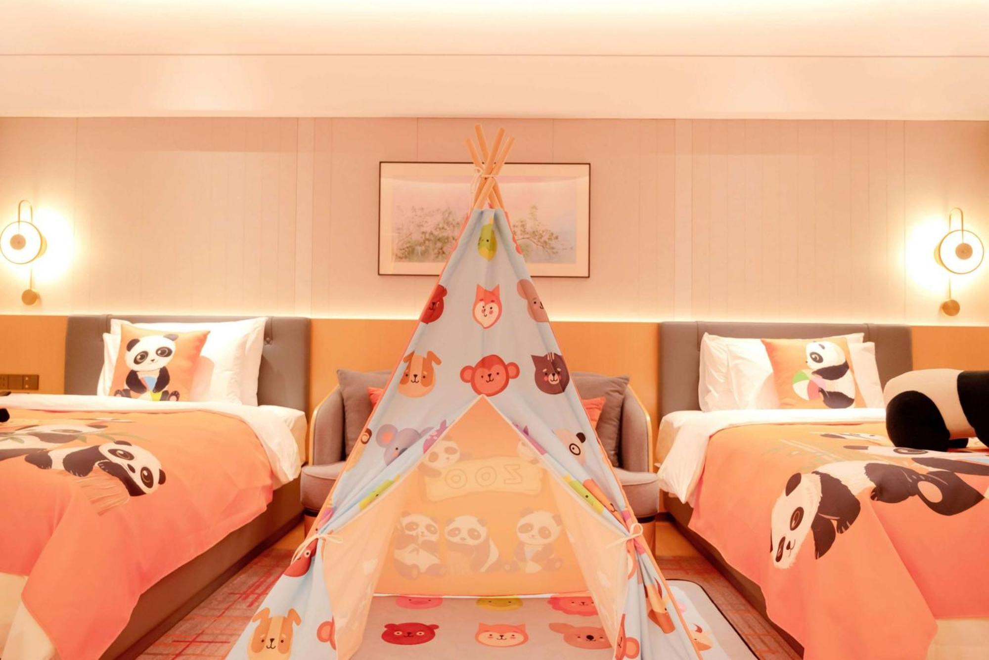 Wyndham Grand Zhaoqing Downtown Hotel Екстериор снимка