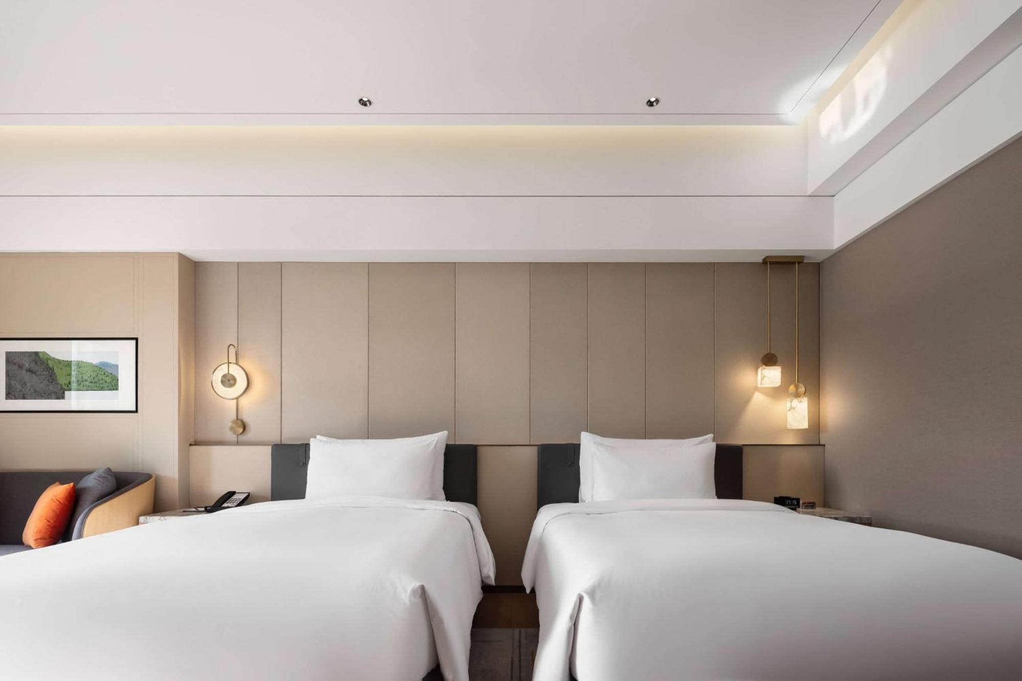 Wyndham Grand Zhaoqing Downtown Hotel Екстериор снимка