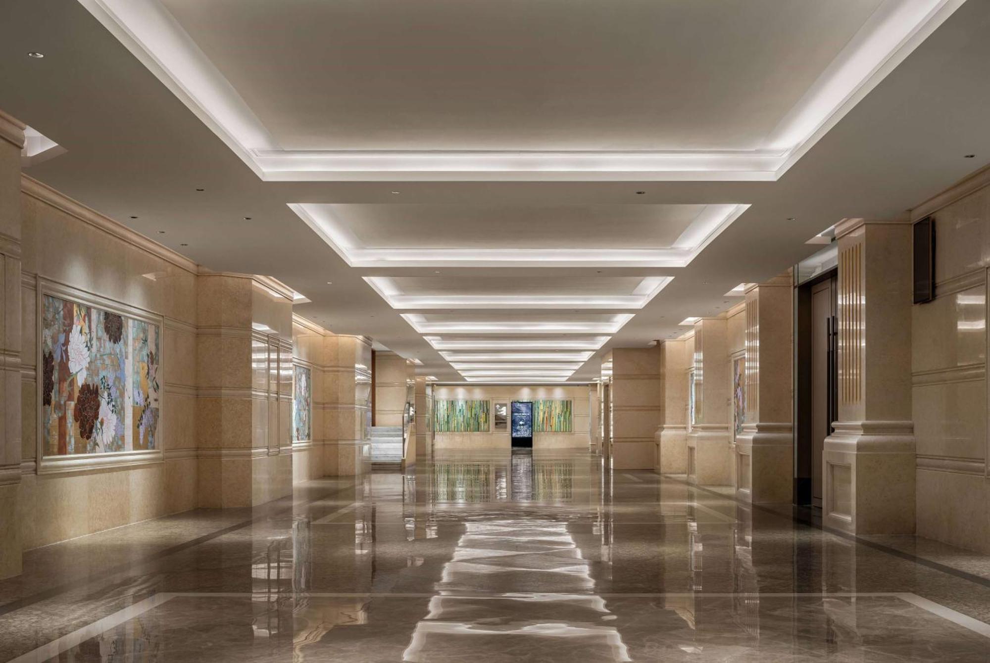 Wyndham Grand Zhaoqing Downtown Hotel Екстериор снимка
