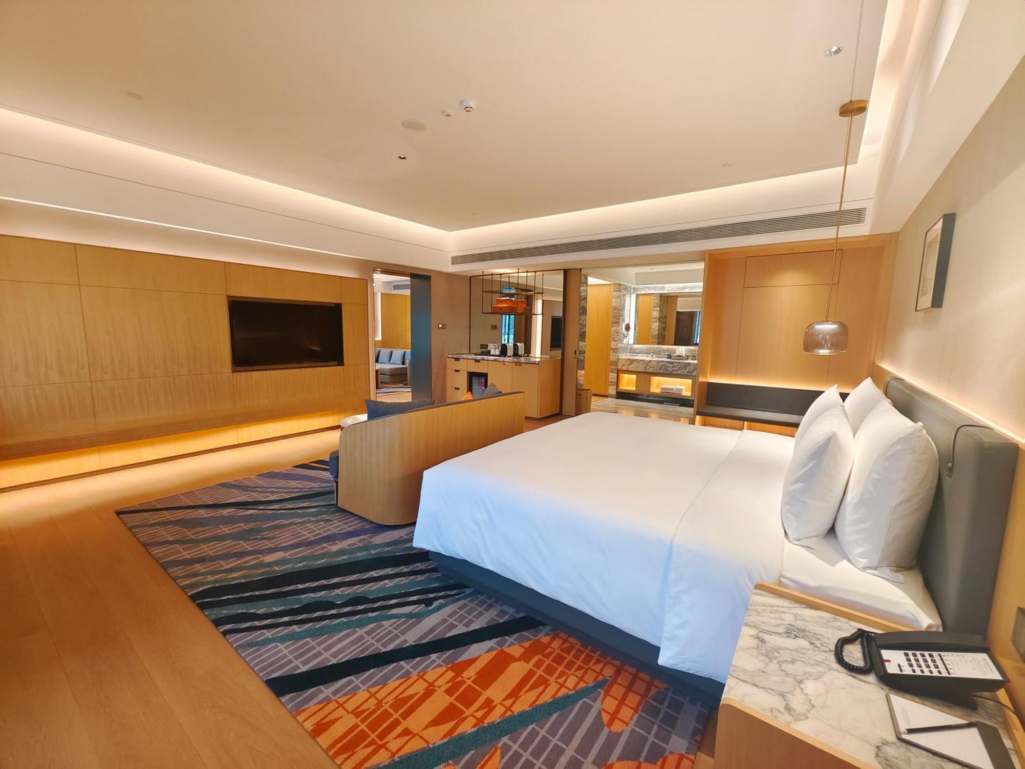 Wyndham Grand Zhaoqing Downtown Hotel Екстериор снимка