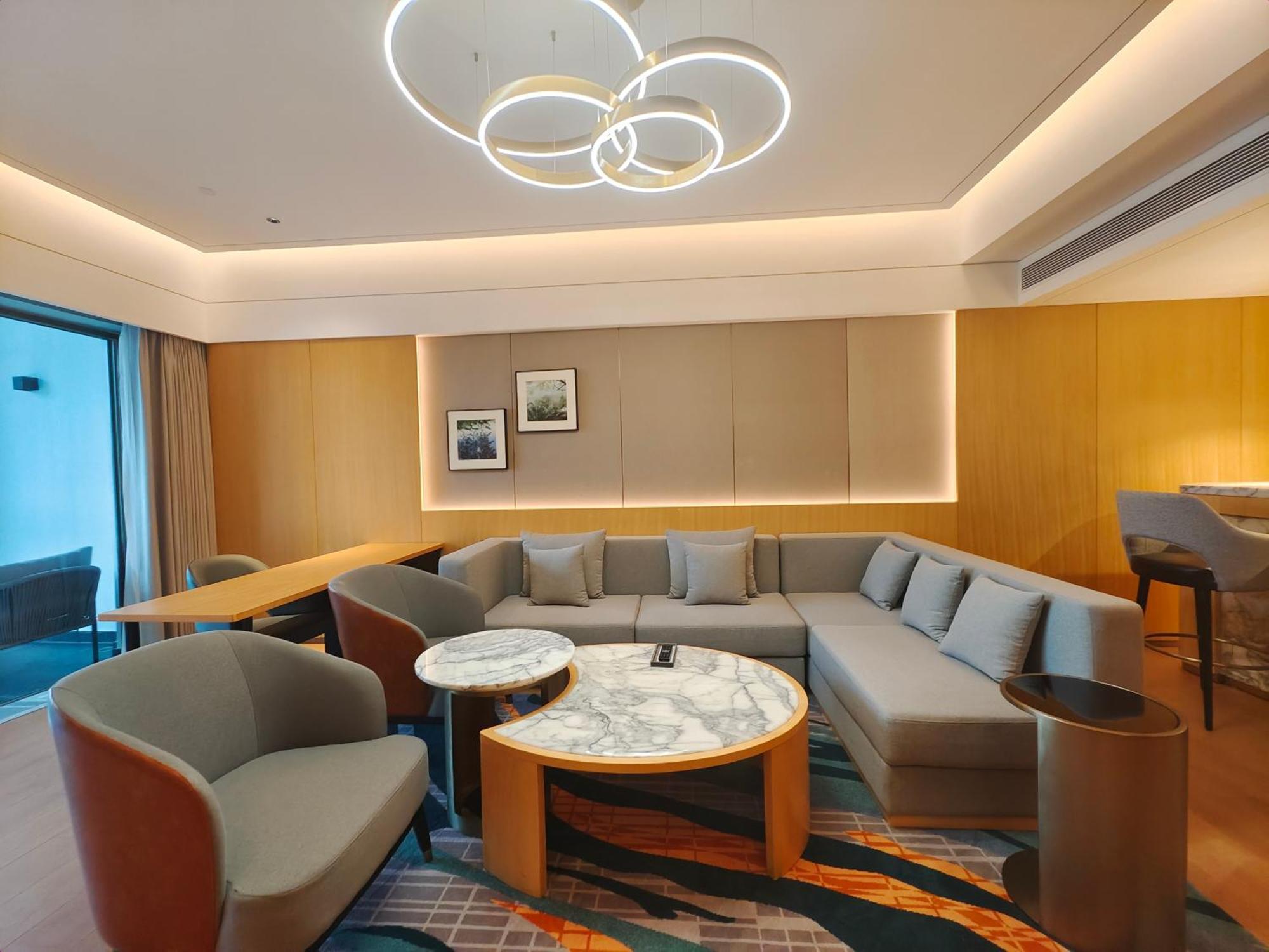 Wyndham Grand Zhaoqing Downtown Hotel Екстериор снимка